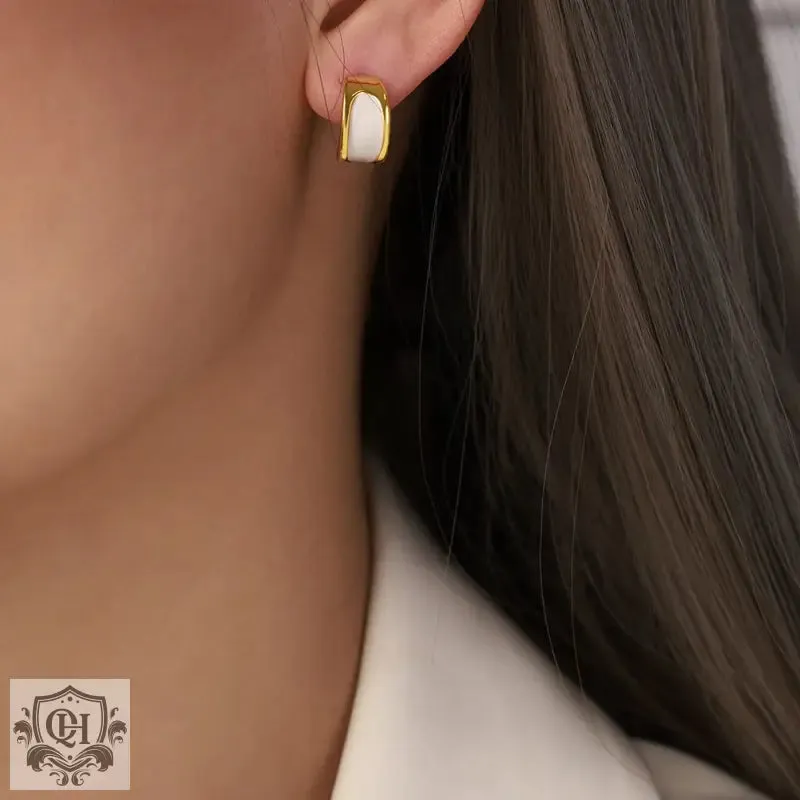 18K Gold Crescent-shaped Versatile Earrings