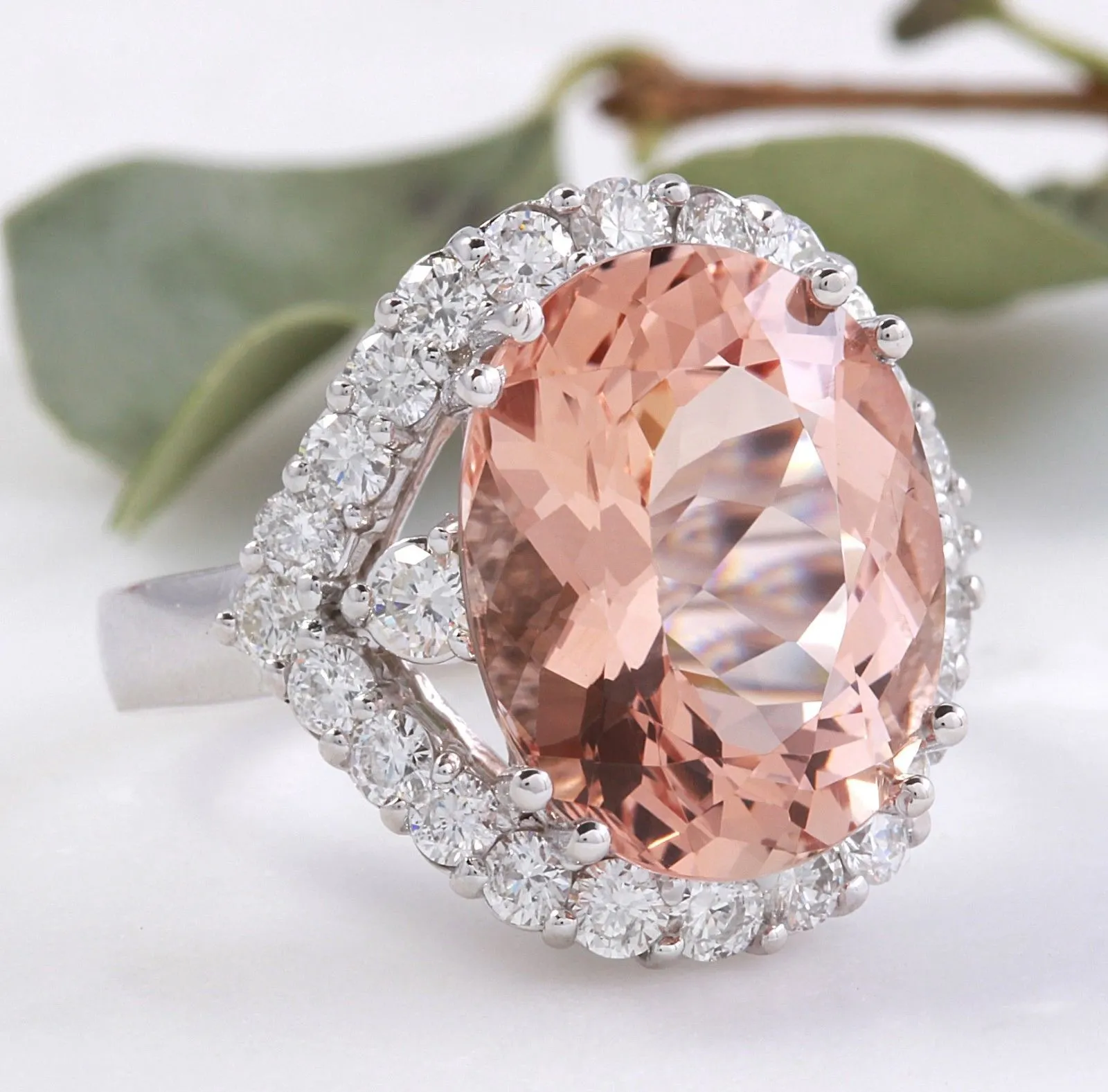 7.50 Carats Exquisite Natural Morganite and Diamond 14K Solid White Gold Ring