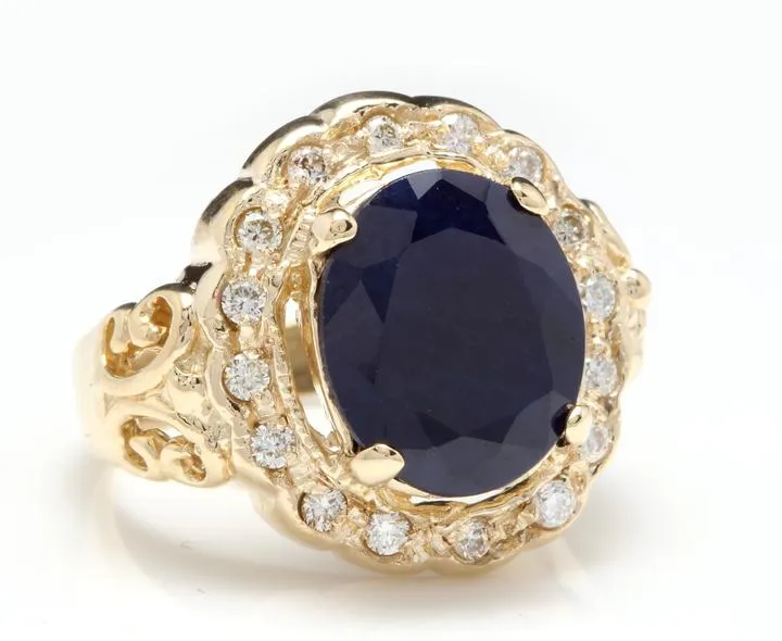 8.00 Carats Exquisite Natural Blue Sapphire and Diamond 14K Solid Yellow Gold Ring