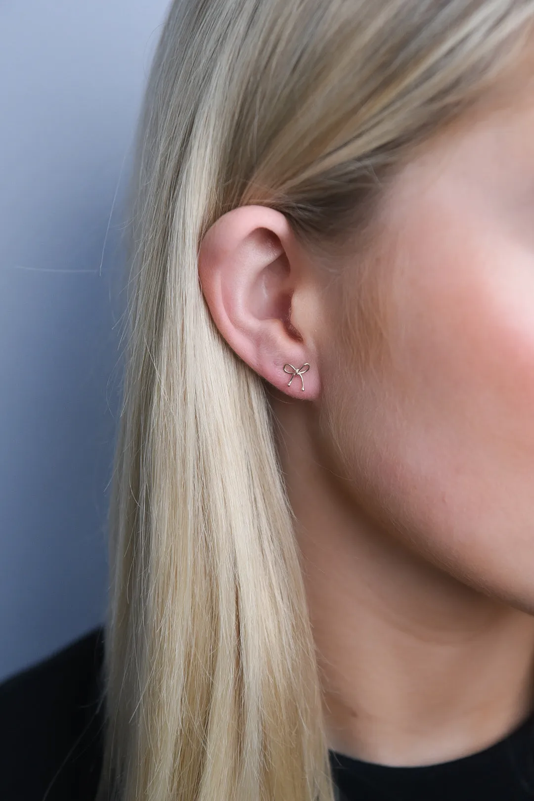 9ct Yellow Gold Bow Stud Earrings