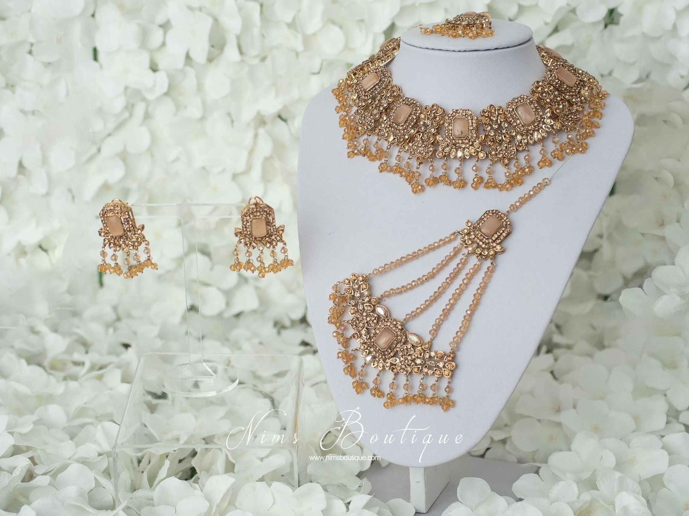 Ananya Peach Maharani Set