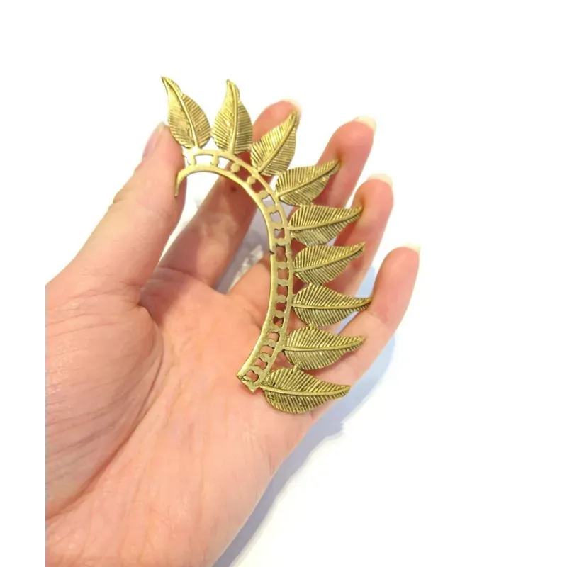 Bold Boho Leaf Earcuff