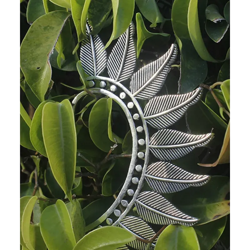 Bold Boho Leaf Earcuff