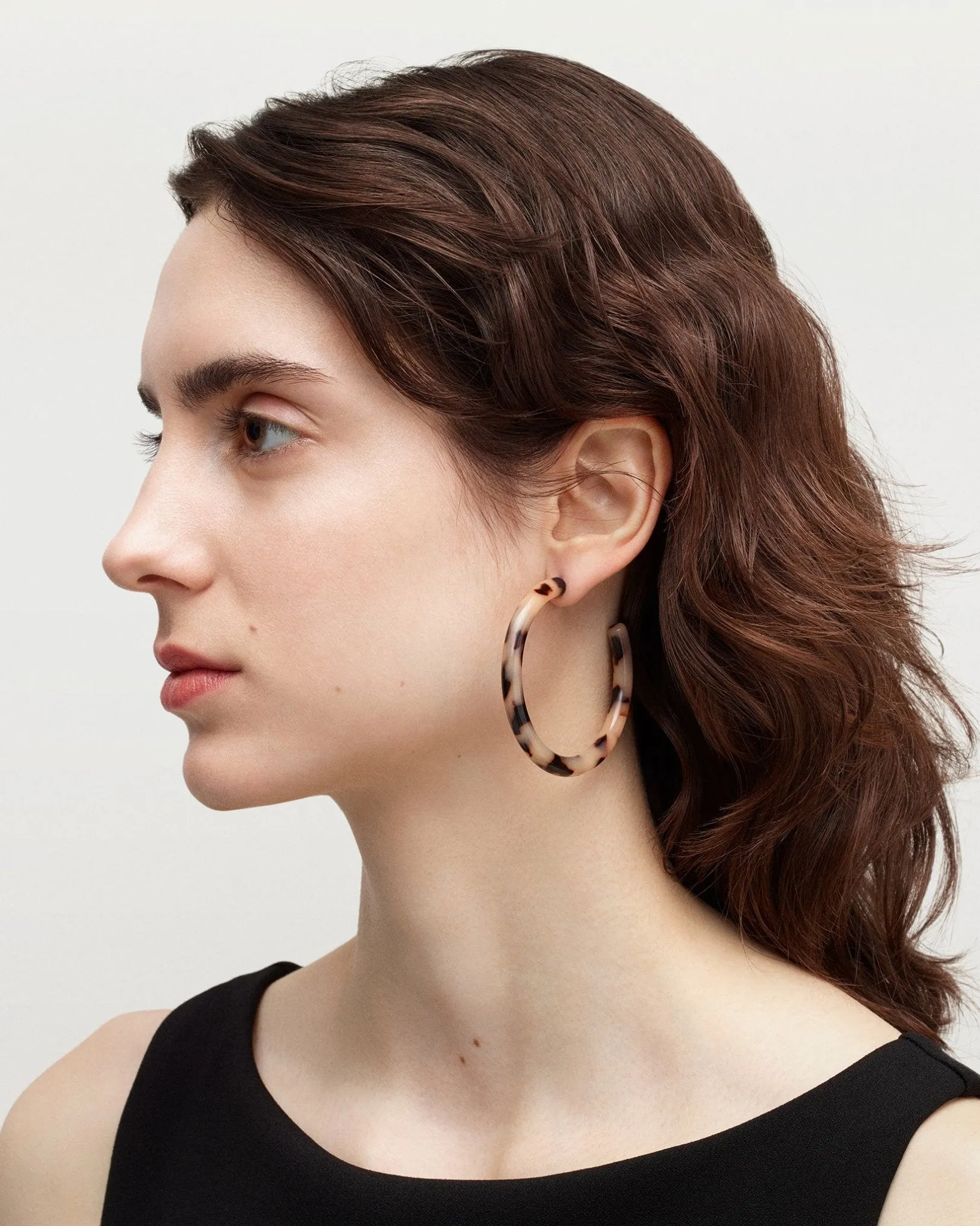 Bold Hoops in Classic Tortoise