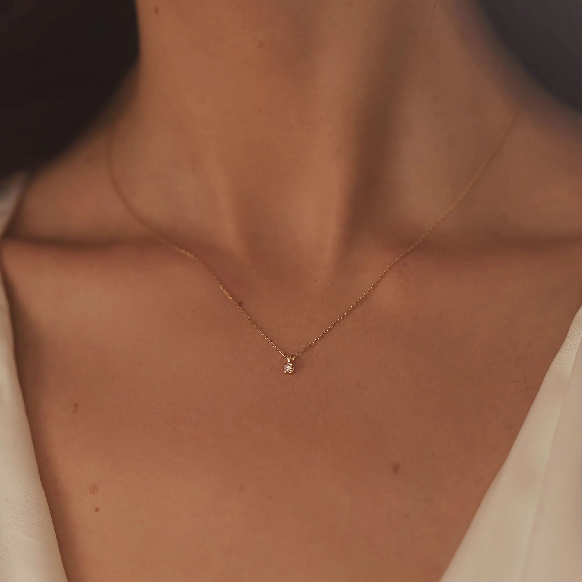 De la Paix Céline 14 karat gold necklace with diamond 0.05 carat