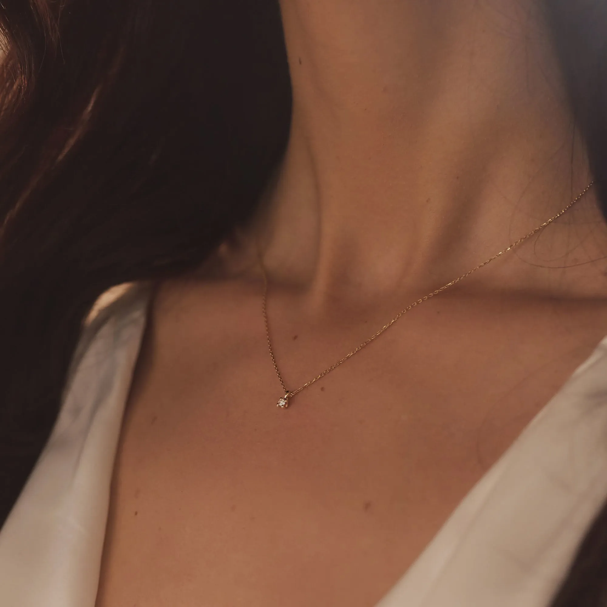De la Paix Céline 14 karat gold necklace with diamond 0.05 carat