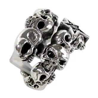 Diamond Star Rock Skull Ring