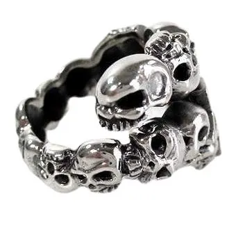 Diamond Star Rock Skull Ring