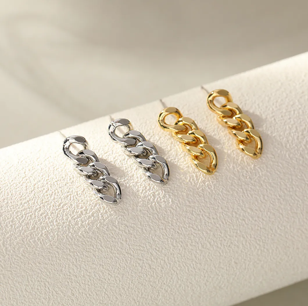 E139 dainty chain link dangle earrings