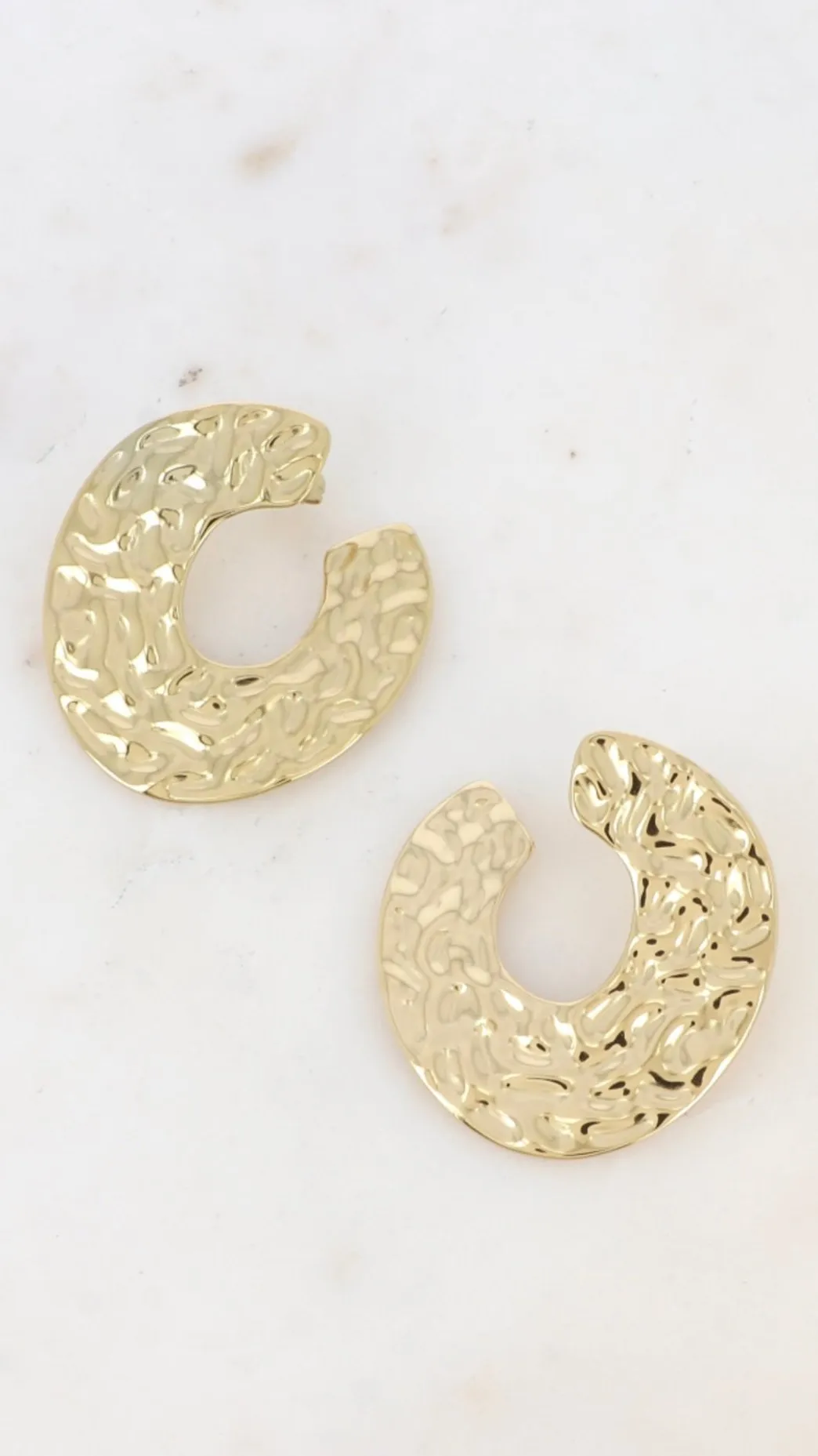 Elena Curved Hoop Earrings