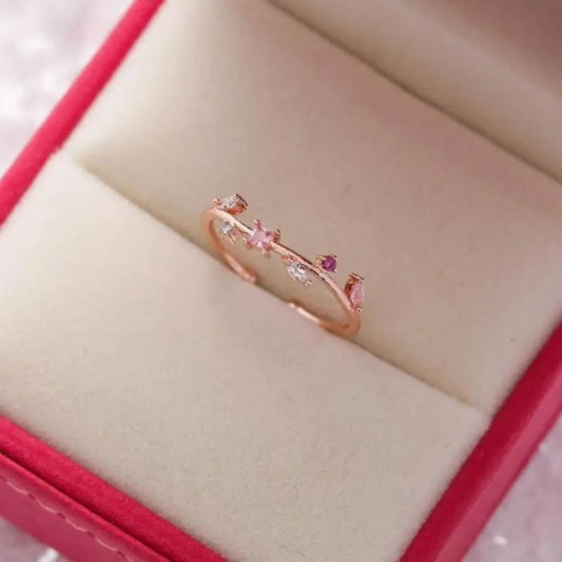 Exquisite Micro-Inlaid Floral Rhinestone Rings