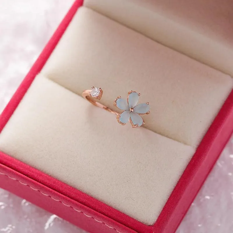 Exquisite Micro-Inlaid Floral Rhinestone Rings
