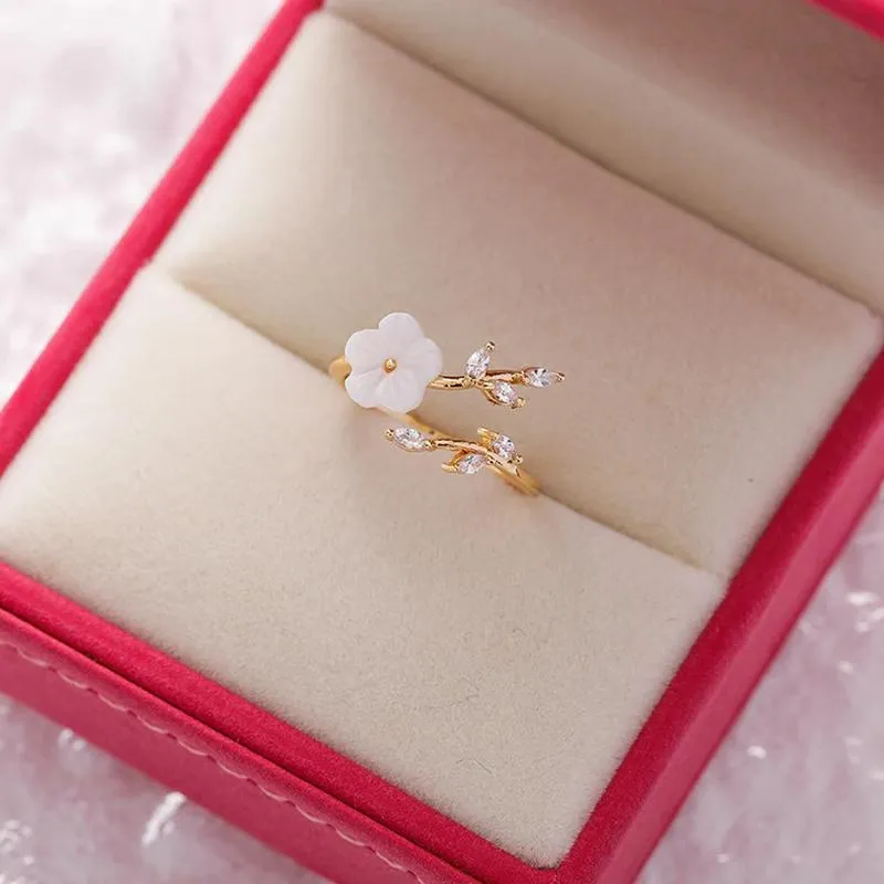Exquisite Micro-Inlaid Floral Rhinestone Rings