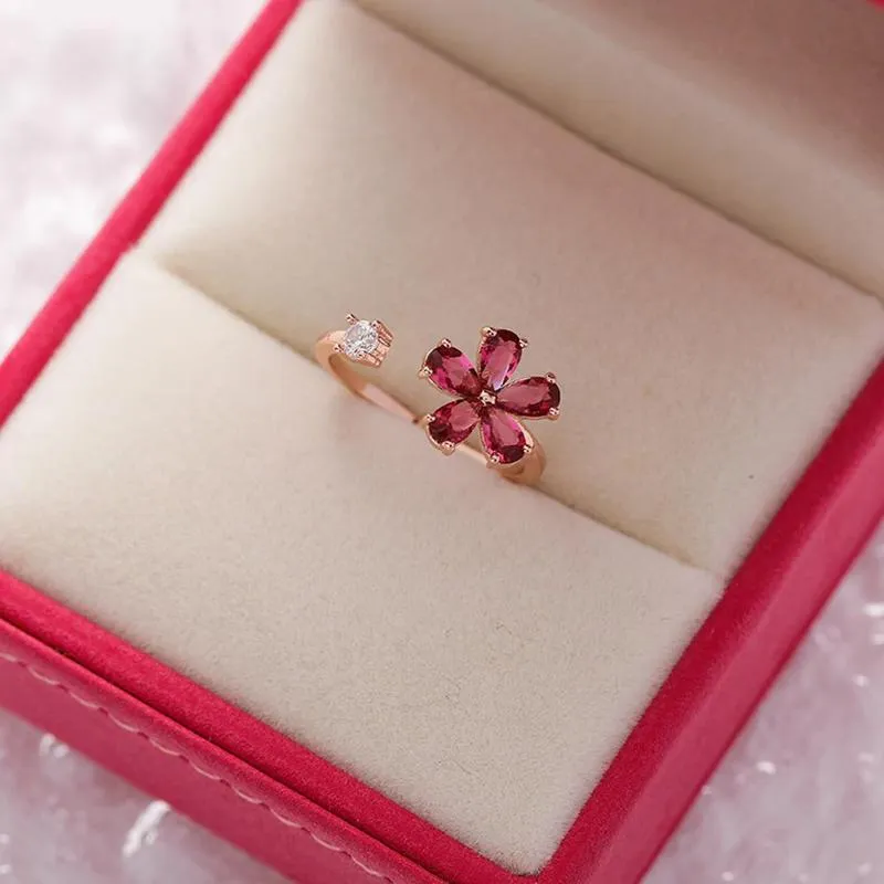 Exquisite Micro-Inlaid Floral Rhinestone Rings