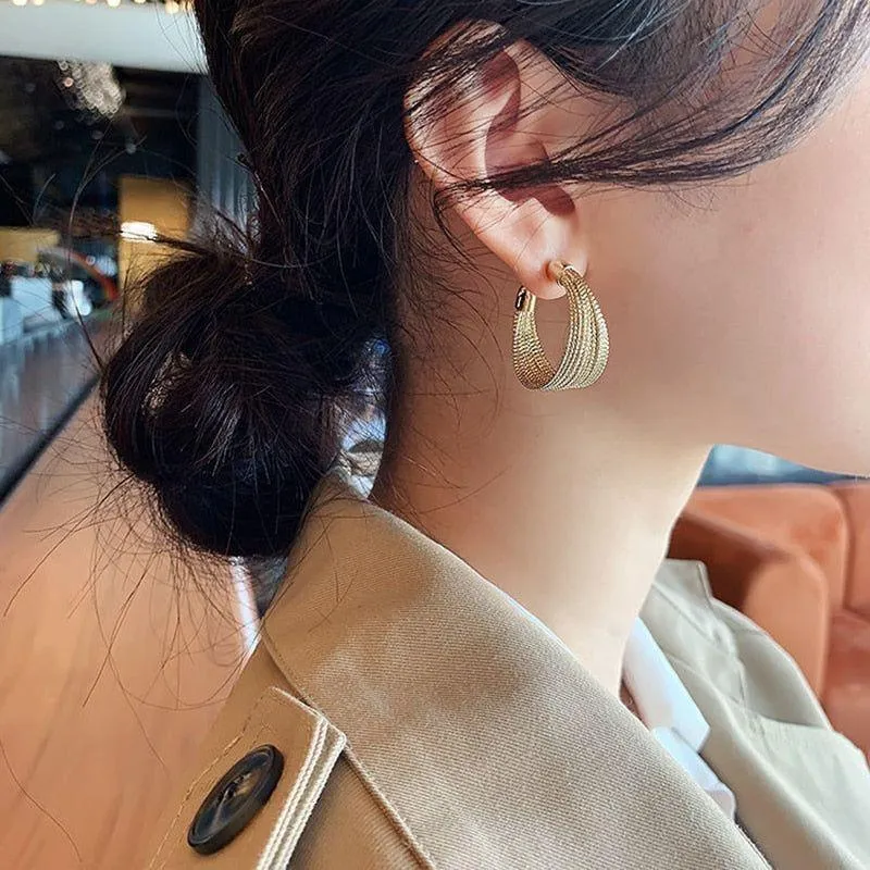 Fashion Gothic Gold C-shaped Earrings Charm jewelry XYS0103