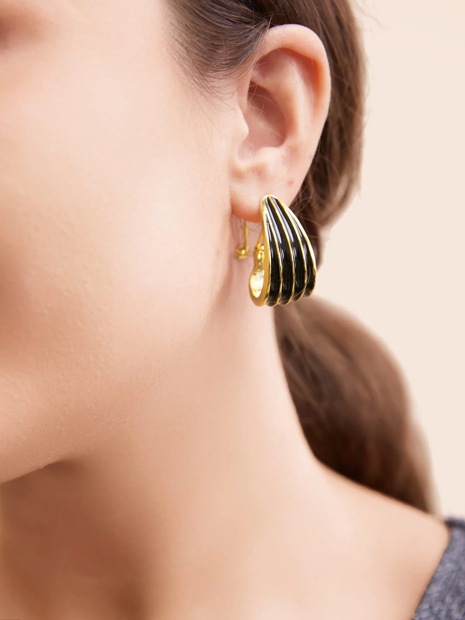 Glossy Versatile Bold Shaped Earrings