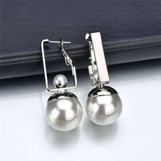 Gold Geometric Double Pearls Dangle Earrings