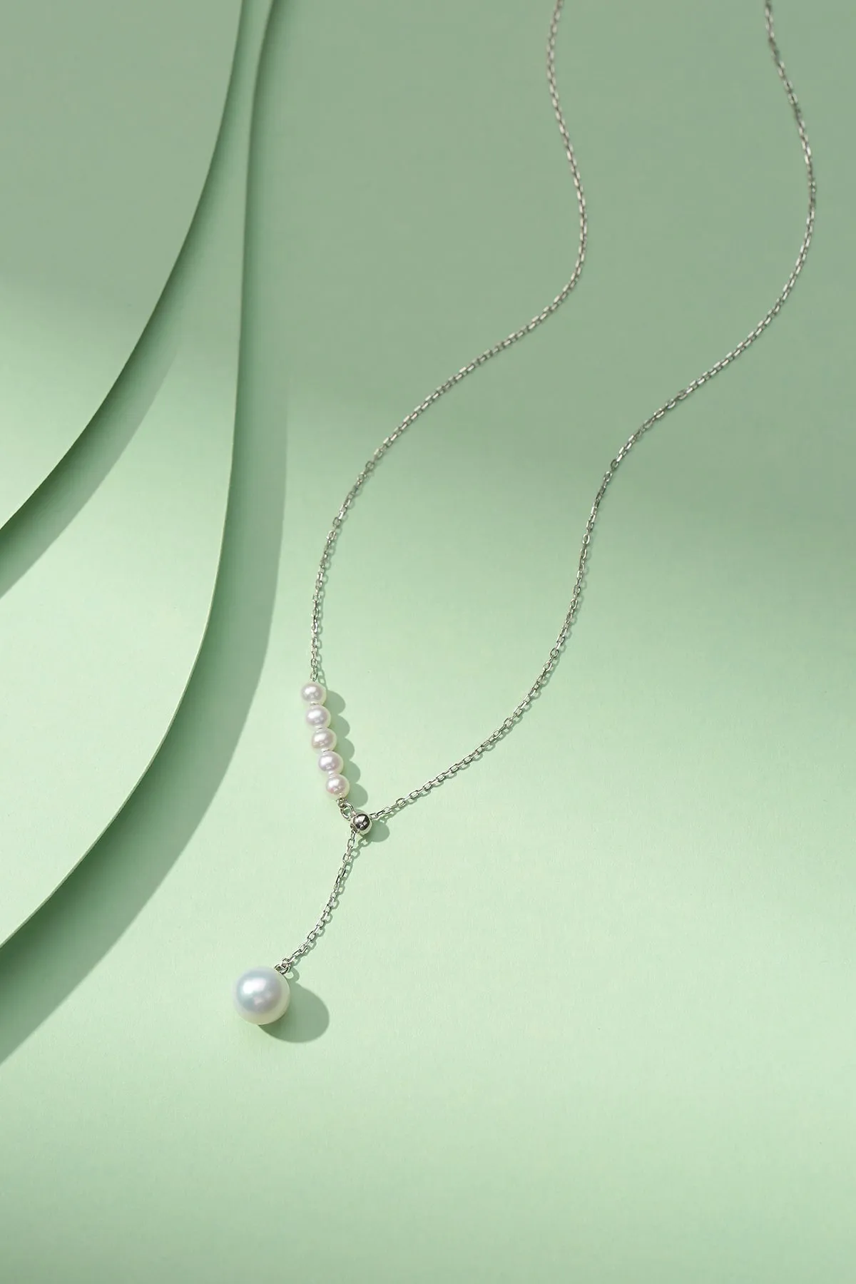 Grace Pearl Y-Chain Necklace - Gold / Silver