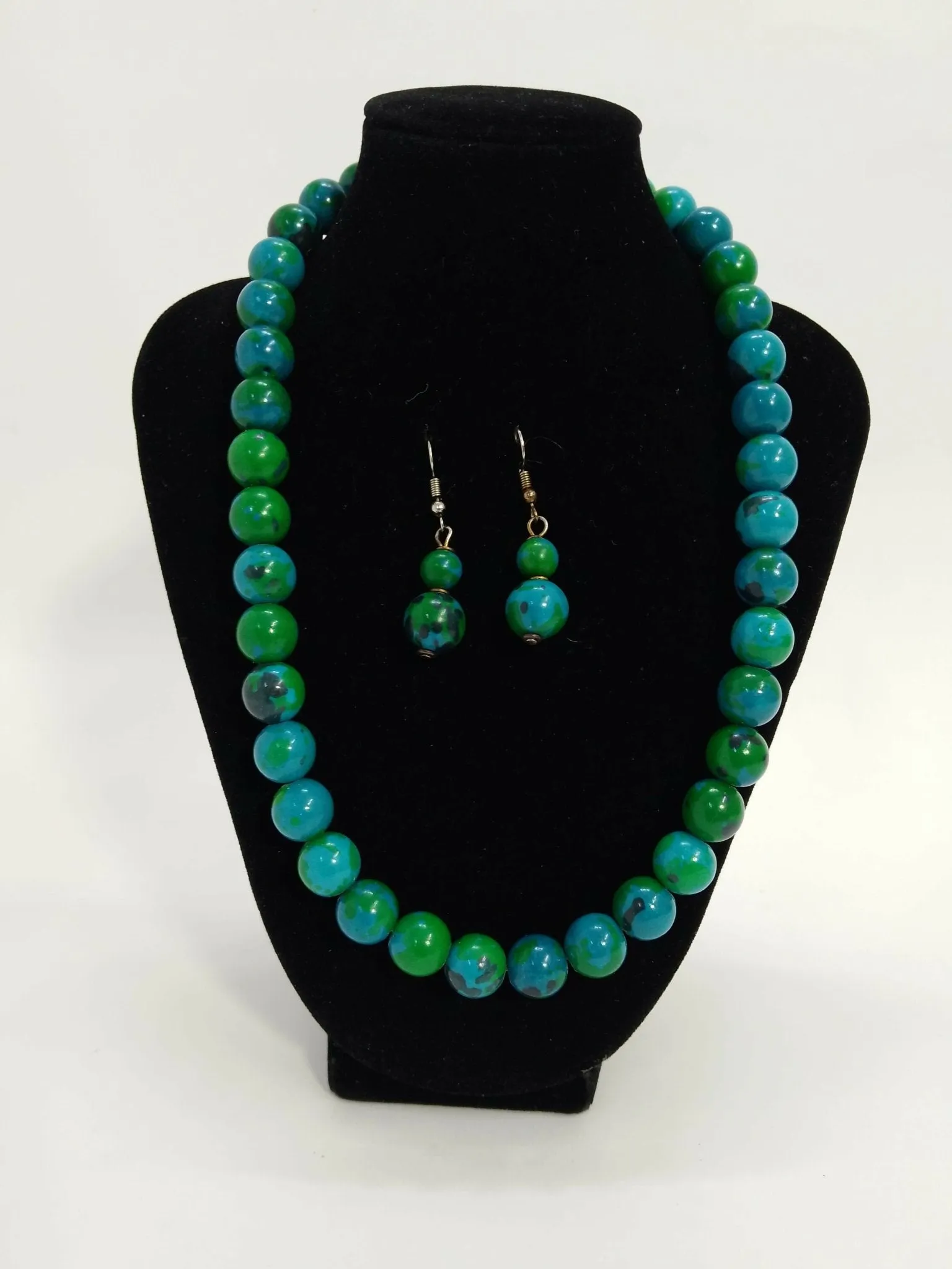 Klewisia Closet Beaded Necklace - Green