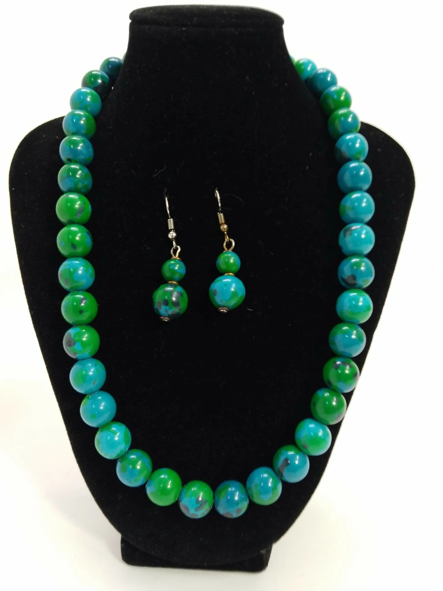 Klewisia Closet Beaded Necklace - Green