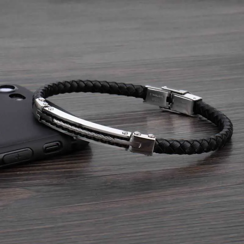 Leather and Wire Trendy Bracelet
