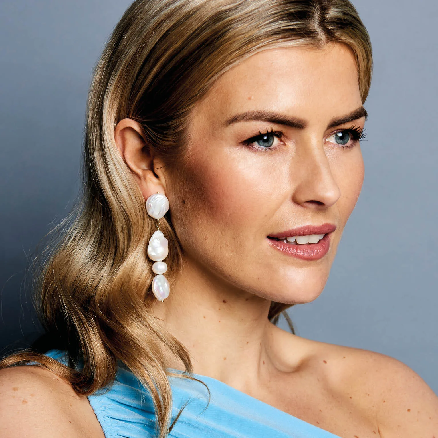 Loreana Pearl Earrings
