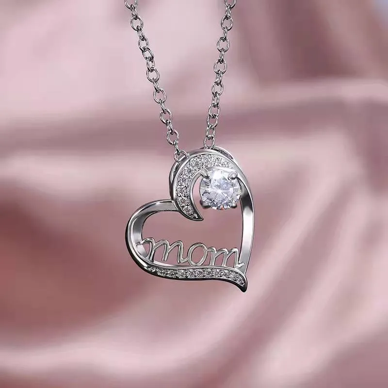 Luxurious Diamond Heart Pendant Necklace For Mom Jewelry