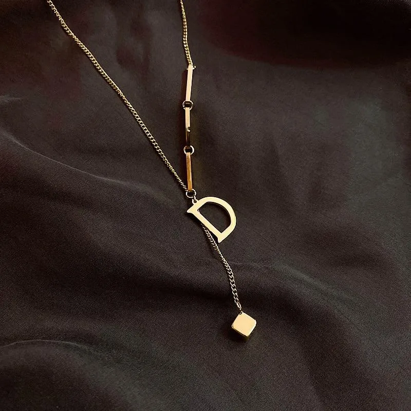 Multi-style Luxurious Vertical Shell Bar Pendant Necklaces