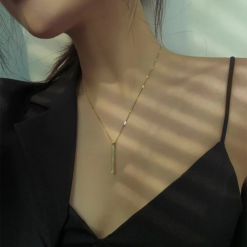 Multi-style Luxurious Vertical Shell Bar Pendant Necklaces