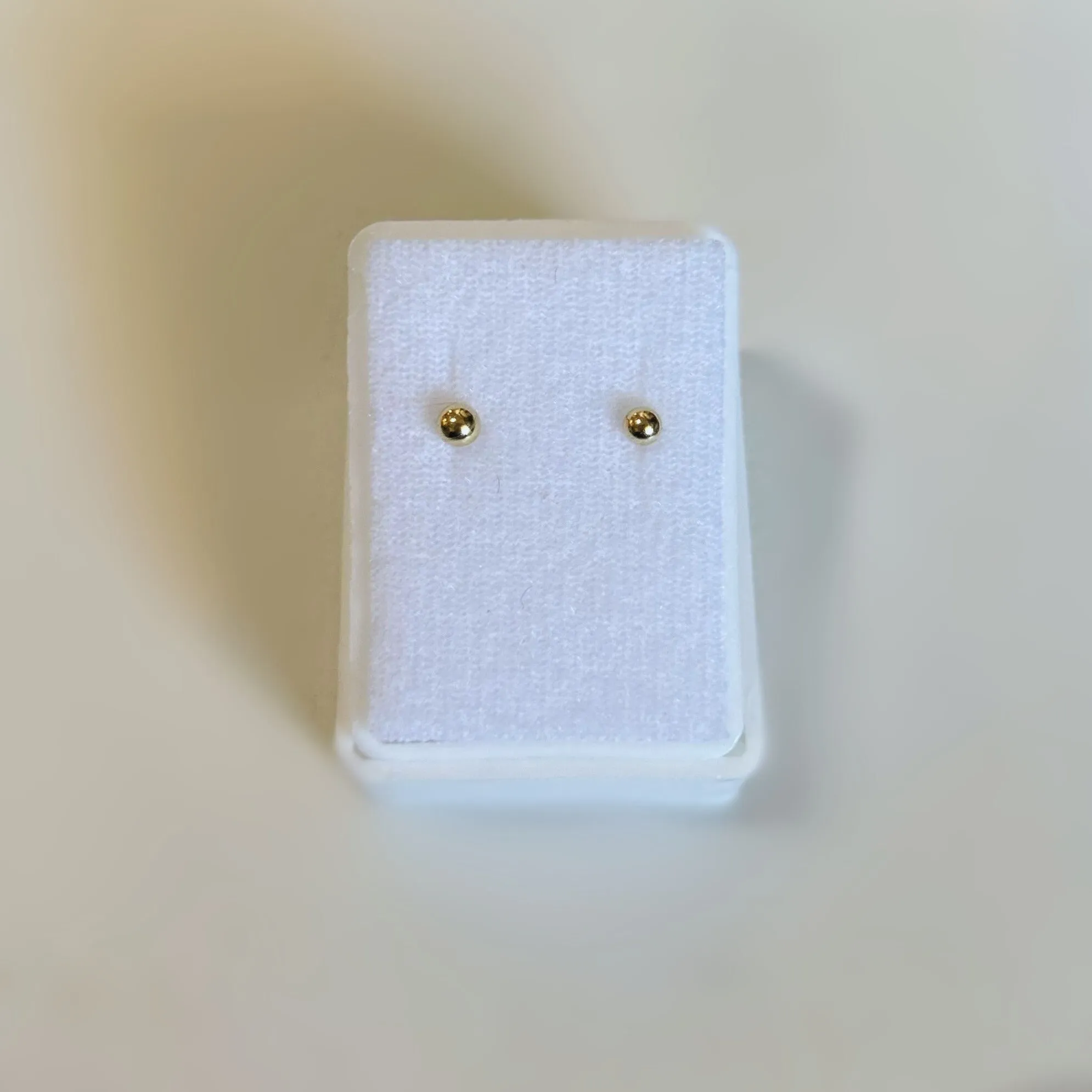 Small 10 KT. Gold Round Earrings