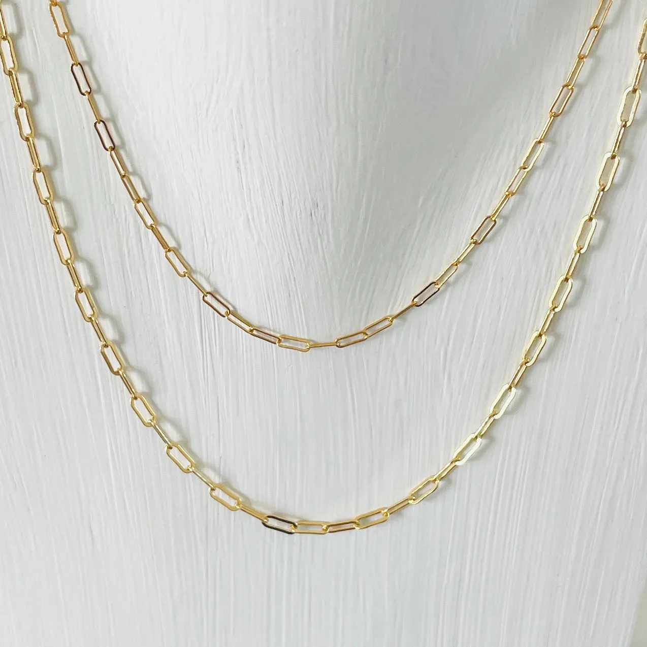 The Goldie Paperclip Chains