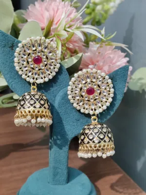 Versatile Round Shape Jhumki Style Dangler Earring In Black Color